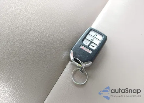 2018 Honda Pilot Ex-L z USA, uszkodzony, nr VIN 5FNYF6H66JB047808